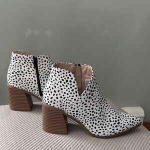 Serra Black and White Patterned Heeled Boots